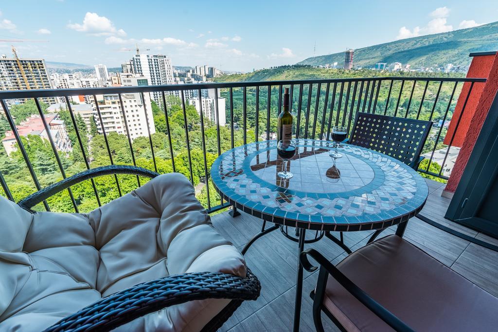 Ika'S Apartment Tbilisi Esterno foto